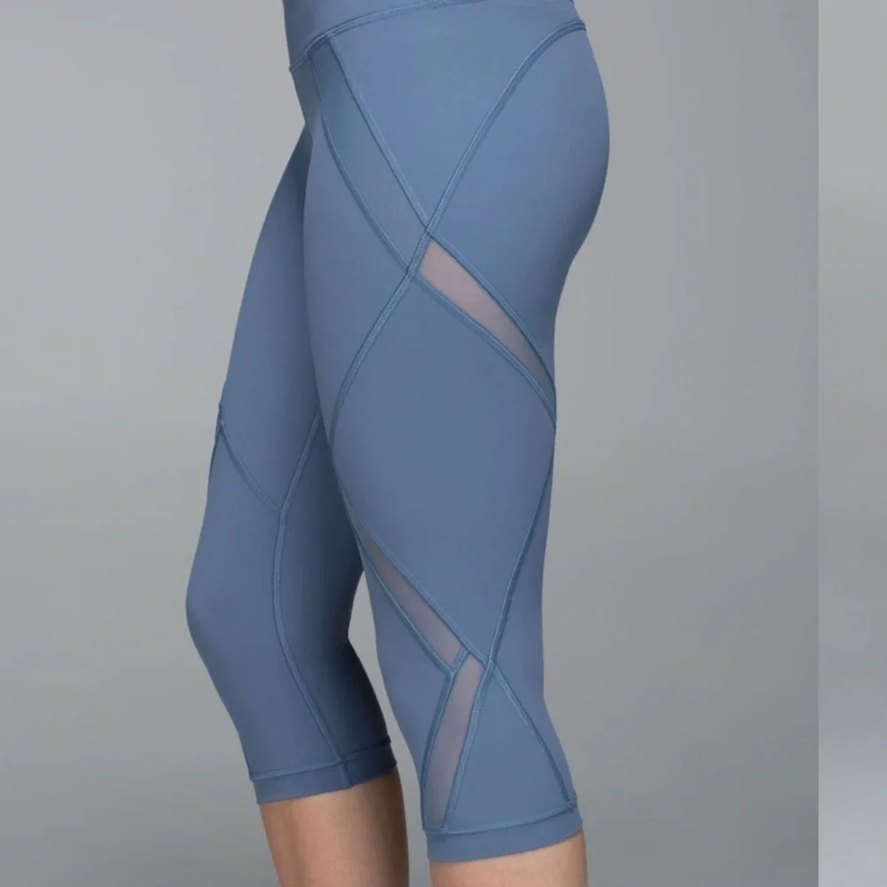 Lululemon Cool To Street Crop Blue Denim / Banana Leaf Blush Quartz